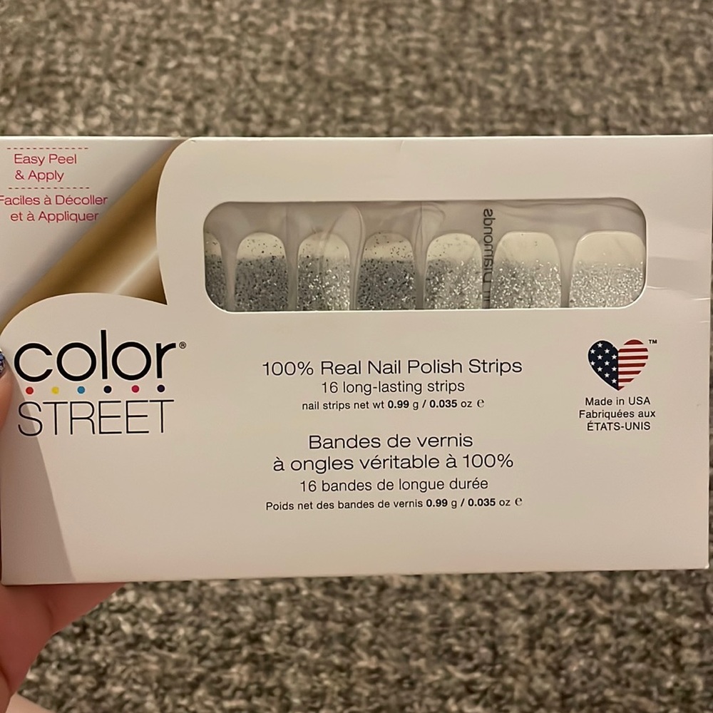 Dripping in Diamonds Color Street Nails (retired)